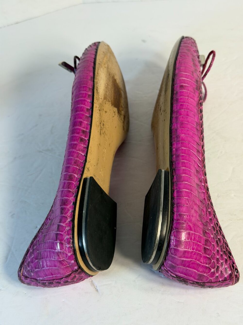 Women's size 6 Flats - Picture 10 of 13